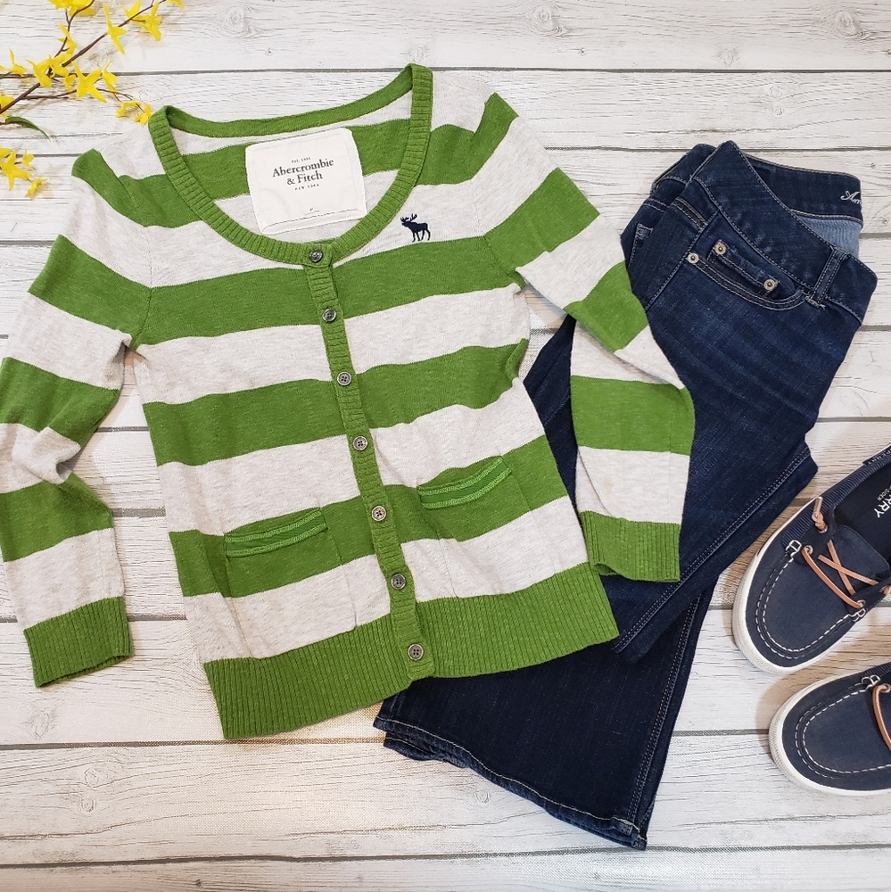 Abercrombie and fitch Cardigan Size Medium